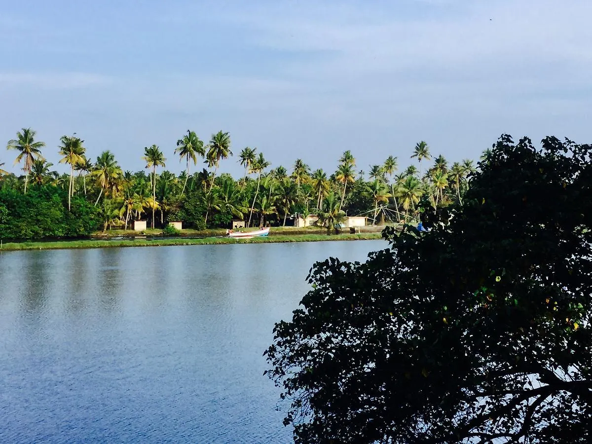 Vala House Bed & Breakfast Cherai Beach