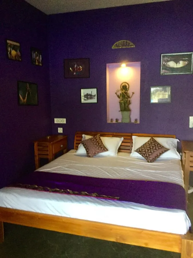 Vala House Bed & Breakfast Cherai Beach India